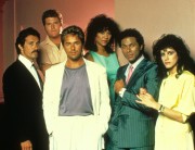 Полиция Майами: Отдел нравов / Miami Vice (сериал 1984 – 1990) 8984f1377693719