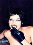 Милла Йовович (Milla Jovovich) Ellen von Unwerth Photoshoot, The Face 1997 - 16xHQ B17f60380738918