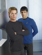 Звёздный путь / Star Trek (Крис Пайн, Закари Куинто, 2009) 0dca45388125157