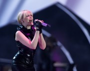 Кайли Миноуг (Kylie Minogue) performs at the Nobel Peace Prize Concert (35xHQ) 61742b390111238
