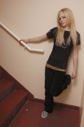 Аврил Лавин (Avril Lavigne) Amit Lennon Photoshoot (11xHQ) 8534be390676497