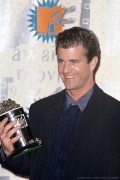 Мэл Гибсон (Mel Gibson) MTV Movie Awards - September 7, 1993 (MQ) 92b6e7390672164