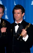 Мел Гибсон (Mel Gibson) 1996 The 68th Annual Academy Awards 49xHQ 4b6f1e392229809