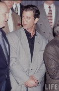 Мел Гибсон (Mel Gibson) фото (1990) 24xMQ A216d7394014293