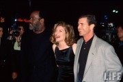 Мел Гибсон (Mel Gibson) фото (1990) 24xMQ E9d212394014312