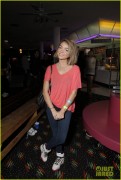 [MQ] Sarah Hyland - Just Jared Throwback Thursday Roller Skating Party in LA 03/26/15