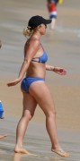 Бритни Спирс (Britney Spears) Wearing a Bikini in Hawaii, 26.03.15 (93xHQ) Cc3a0b400432597