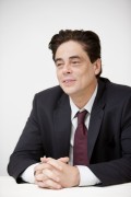 Бенисио Дель Торо (Benicio Del Toro) Savages press conference (Los Angeles, 15.06.2012) 990b14519409764