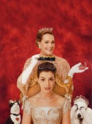 Дневники принцессы 2 / Princess Diaries 2 (Энн Хэтэуэй, 2004)  3f48ad519746932
