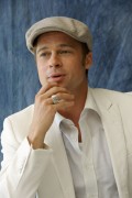 Брэд Питт (Brad Pitt) The Assassination of Jesse James by the Coward Robert Ford press conference (Toronto, 08.09.2007) 91aa11519801225